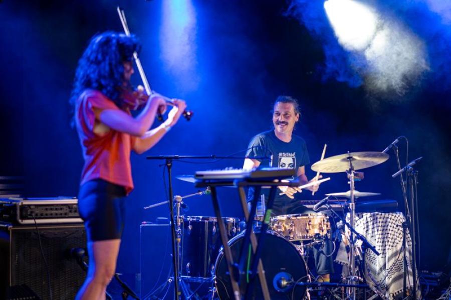 Los Sara Fontan at A38